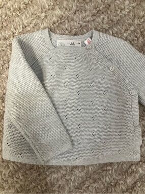 ZARA Pale Blue / Light Gray Baby Eyelet Knit Cardigan 6-9 Months